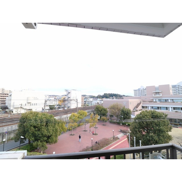 眺望は抜けていて日当たり良好